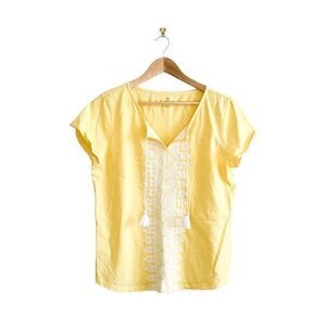 Talbots Short Sleeve Yellow T-Shirt White Embroidery Women's L Short Sleeved Top